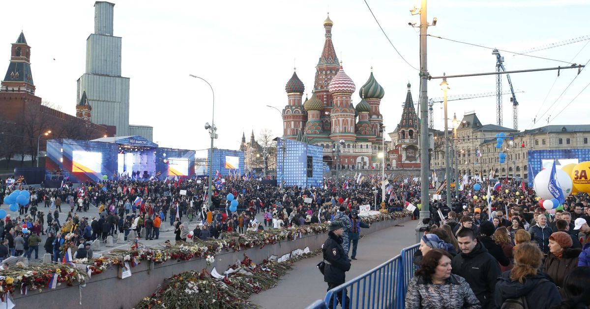 Москва радуется годовщине оккупации Крыма