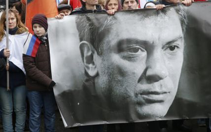 Російські ЗМІ з'ясували, як слідство вийшло на підозрюваних у вбивстві Нємцова