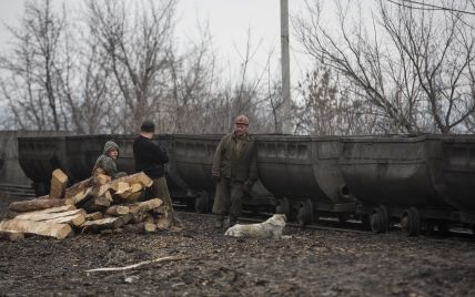 На окупованій Луганщині бойовики масово звільняють шахтарів
