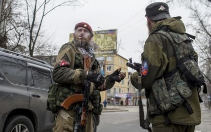На Сході України бойовики 27 разів поливали вогнем сили АТО