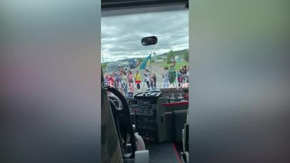 Люди заблокували трасу на Львівщині, бо водія забрали до ТЦК – відео