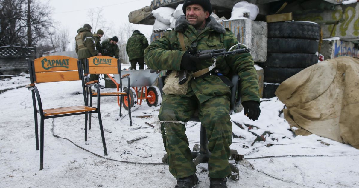 Сепаратисти не втомлюються заклинати, що вони готові брати будь-які купюри
