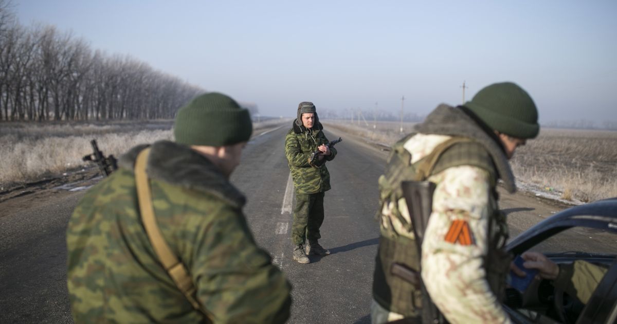 Луганские боевики будут печатать собственные техпаспорта и водительские удостоверения
