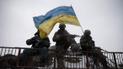 Військові відбивають штурми найманців