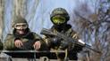Противник приступил к эвакуации подбитой и поврежденной боевой техник
