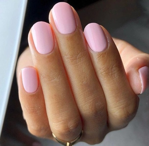 Pastel pink nails. Фото: cosmo.com.ua