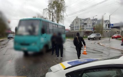 В Боярке под Киевом маршрутка сбила женщину на переходе