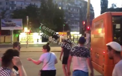 В Одесі пасажиру маршрутки влаштували самосуд (відео) 