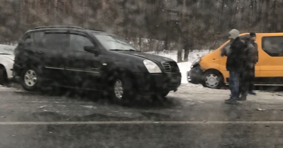 аварія на Варшавці_4 / © ТСН.ua