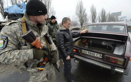 Мешканець Харцизька намагався перевезти значну суму грошей до "ДНР"