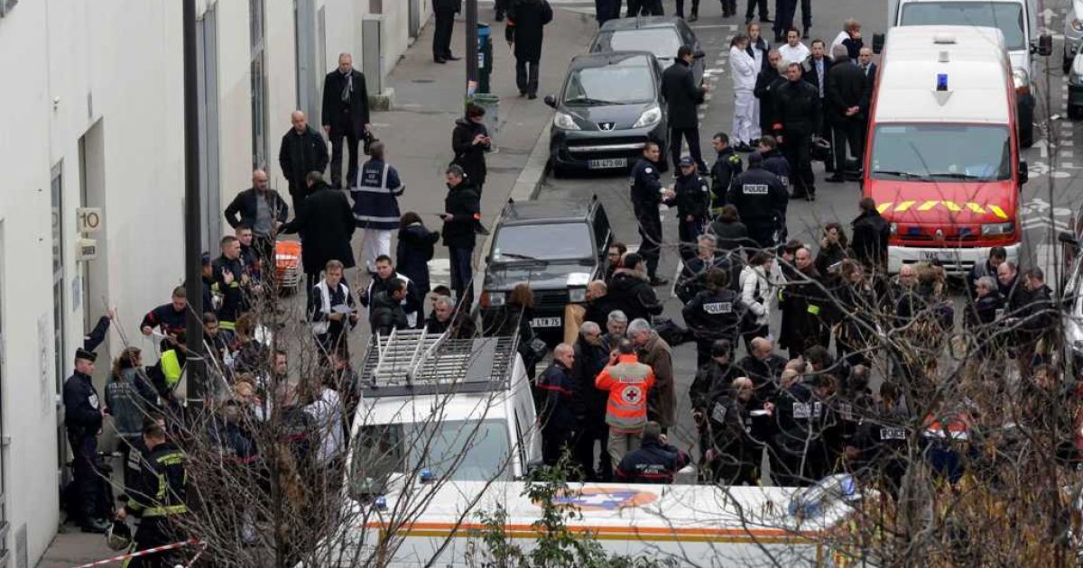 В результате теракта погибли 12 человек