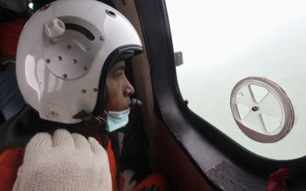 В Яванском море зафиксировали сигналы "черных ящиков" Air Asia