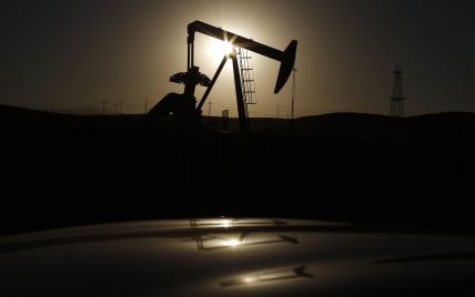 Нефть на мировом рынке держится по 43-48 долларов