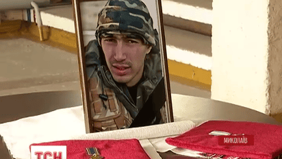 Николаев сегодня попрощался с киборгом сержантом Сергеем Златьевым