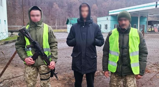 На Закарпатті 19-річний танцюрист "форсував" річку, щоб втекти з України