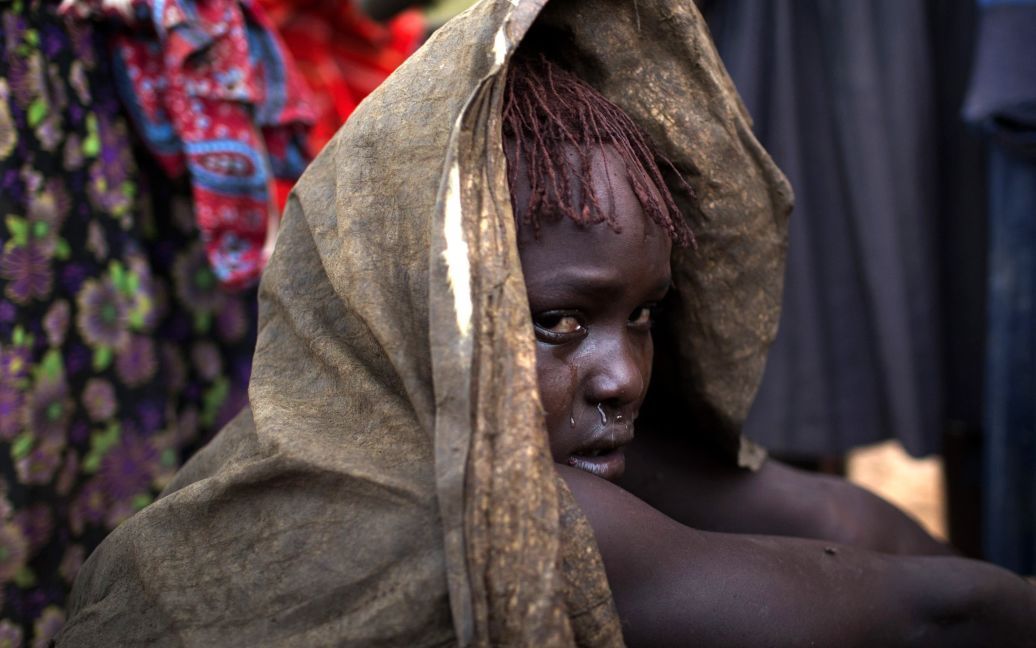 Маленькі дівчата переживають страшні тортури через обряд / © Reuters