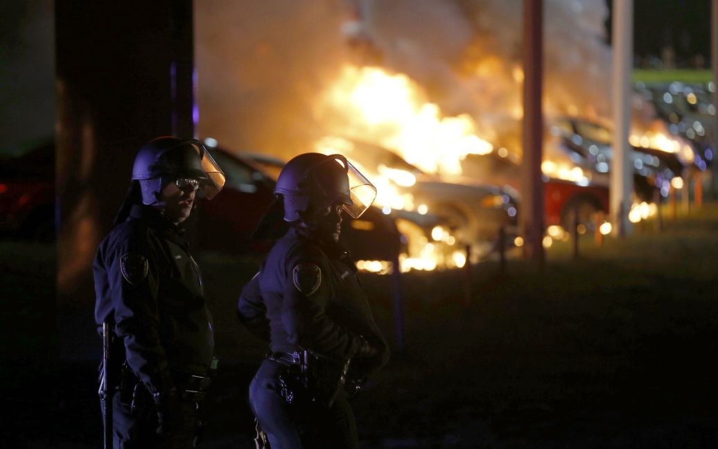 В американском Фергюсоне снова вспыхнули протесты / © Reuters