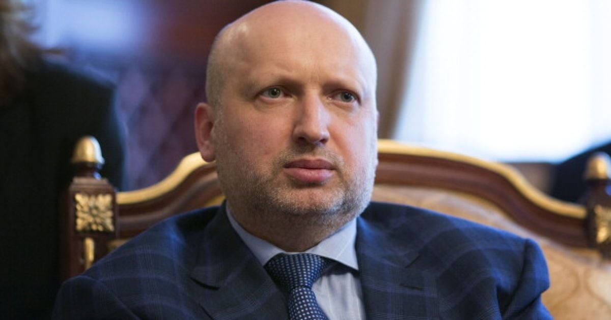Турчинов доложил о ядерном оружии в Крыму