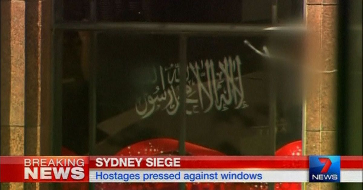 Заложников удерживают неизвестные в кафе в центре Сиднея / © Reuters