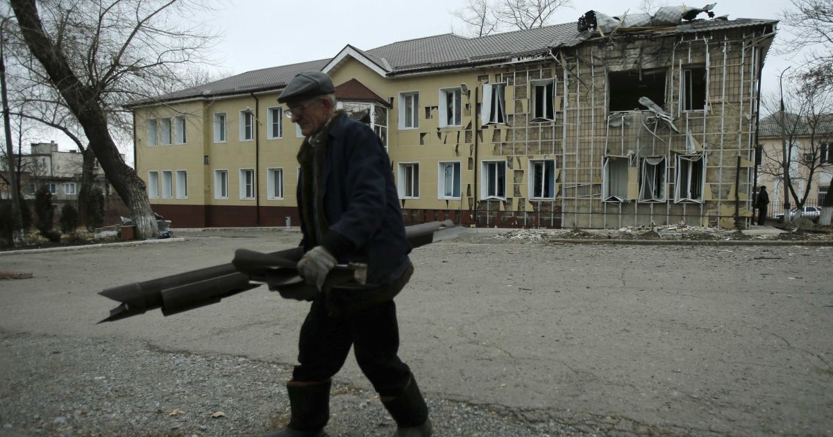 Этой ночью боевики усилили обстрел Донецка / © Reuters