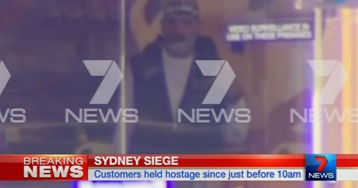 Заложников удерживают неизвестные в кафе в центре Сиднея / © Reuters