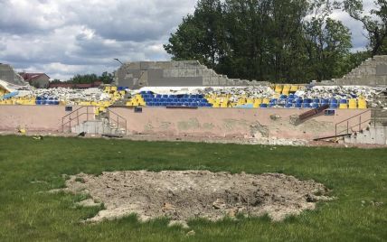 Russian invaders destroyed the stadium in Kharkiv, where the Ukrainian national football team trained (images)