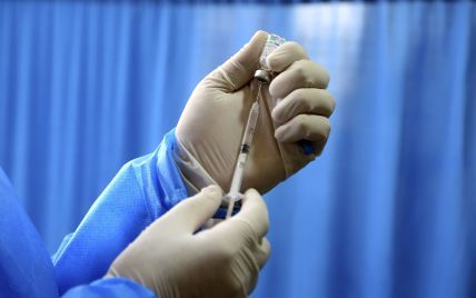 Вакцинация в Украине длится полгода: в Минздраве сообщили, сколько людей уже получили прививки