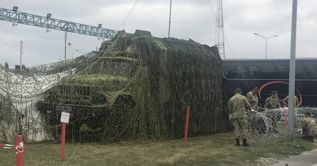 Фото, через які нібито затримали прес-секретаря партії Саакашвілі / © Facebook / Давид Сакварелідзе