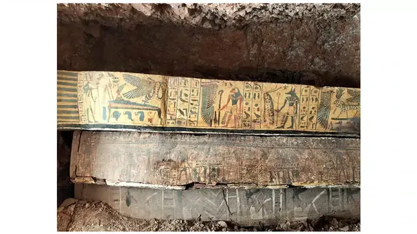 Археологи в Єгипті виявили 22 мумії жінок: що приховує гробниця