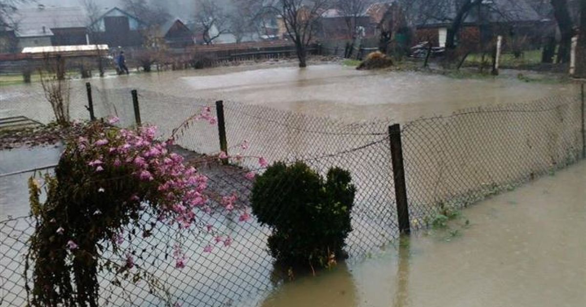 Закарпаття інтенесивно підтоплює. / © Час Закарпаття