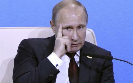 Путин в хамской манере заявил, что санкции против России "завалят" Украину