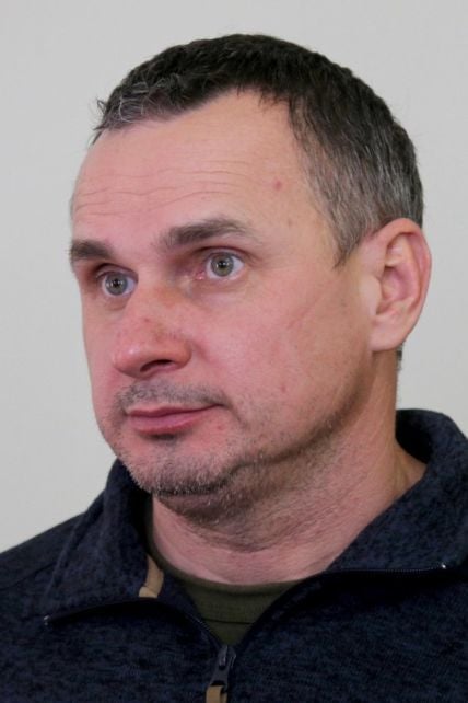 "Не был на родах, не хотел давать свою фамилию и попросил считать его "осеменителем": полное интервью матери дочери Сенцова