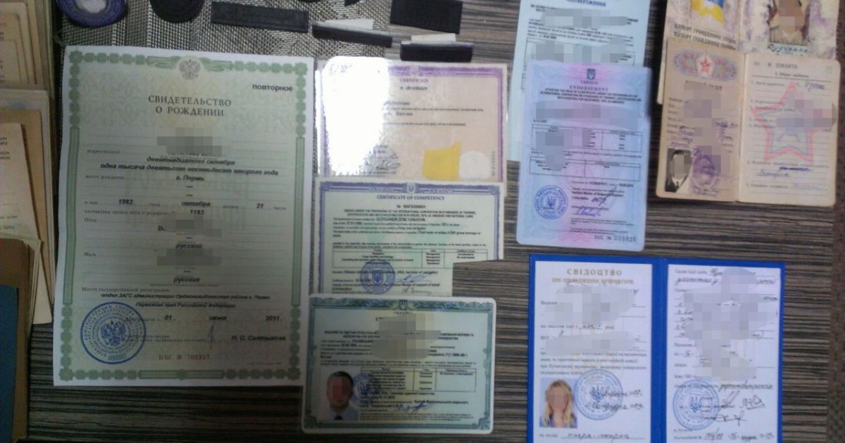 СБУ викрила злочинне угруповання, що підробляло офіційні документи України та РФ_2