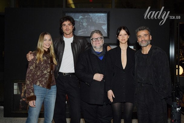 Марго Роббі, Джейкоб Елорді, Гільєрмо дель Торо, Міа Гот і Оскар Айзек / © Getty Images