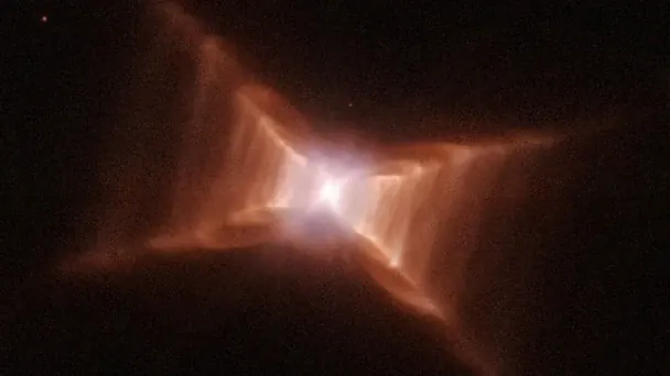 Туманність Червоний прямокутник / © NASA