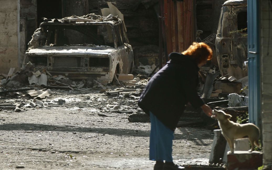 Боевики равняют Попасну. с землей. / © Reuters