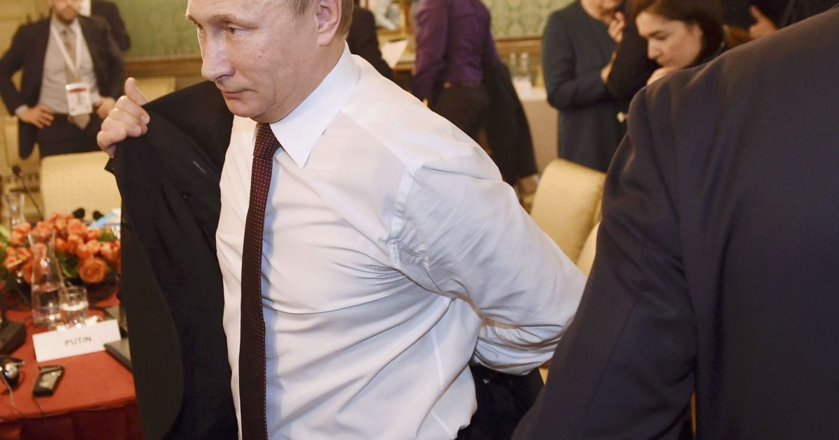 Путін заявив, що Росія готова списати частину боргу України.