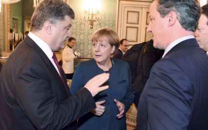 Порошенко и Меркель осудили псевдовыборы на Донбассе и обсудили газовые переговоры