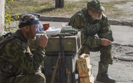 Боевиков лихорадит: "казаки" угрожают уничтожением собратьям, а крымские банды разбегаются
