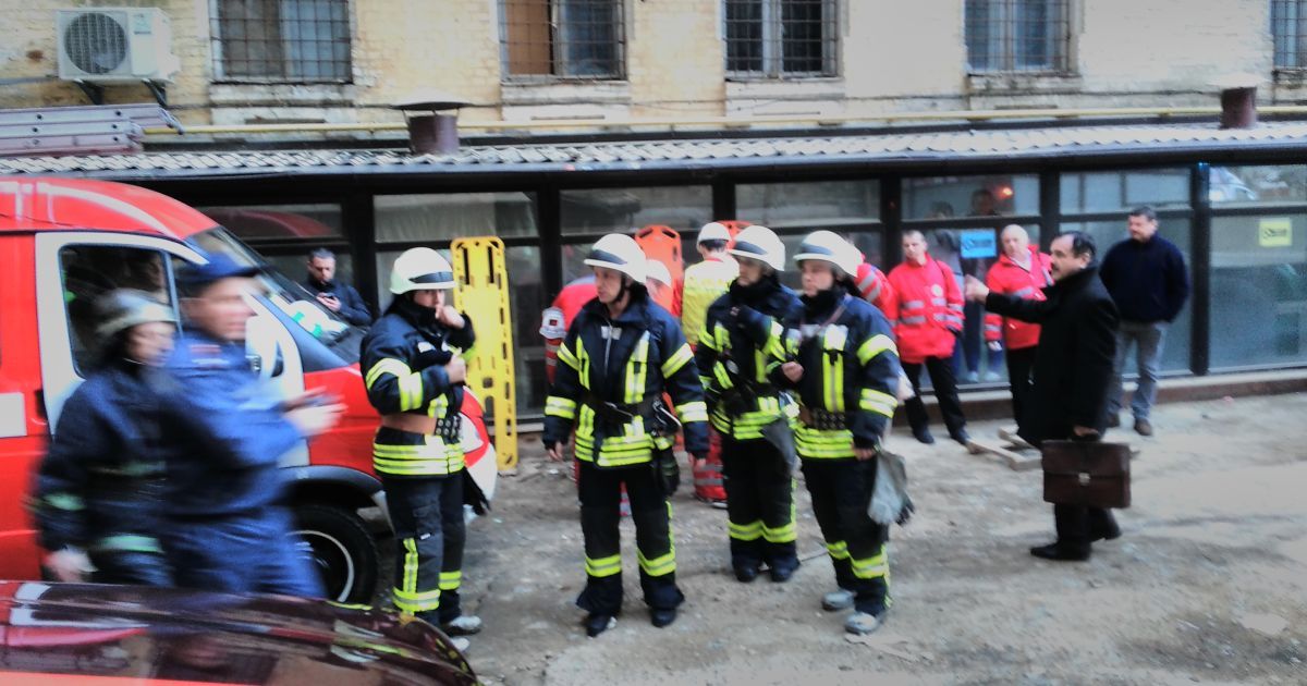 Роботи у будинку, що обвалився у Києві, проводилися без дозволів - Кличко