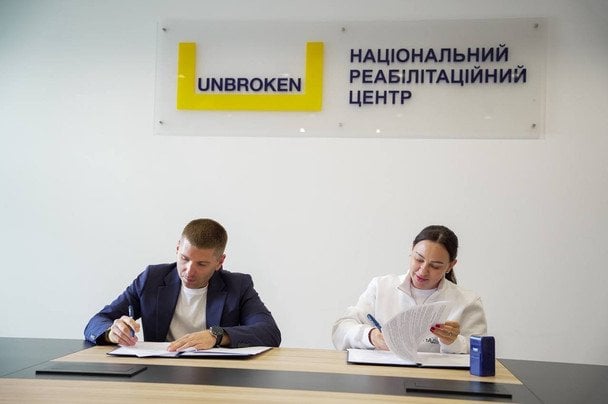 Фонд «Надія», Валерій Дубіль, Християнський корпус та UNBROK