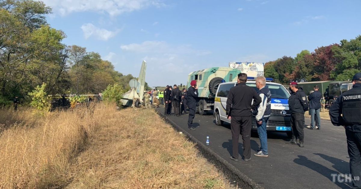 ДБР просить свідків падіння літака під Харковом допомогти із розслідуванням