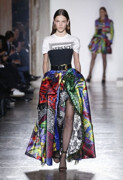 Колекція Versace прет-а-порте сезону осінь-зима 2018-2019 / © East News