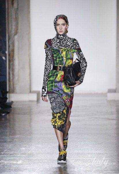 Колекція Versace прет-а-порте сезону осінь-зима 2018-2019 / © East News