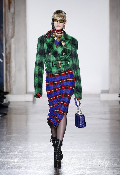 Колекція Versace прет-а-порте сезону осінь-зима 2018-2019 / © East News