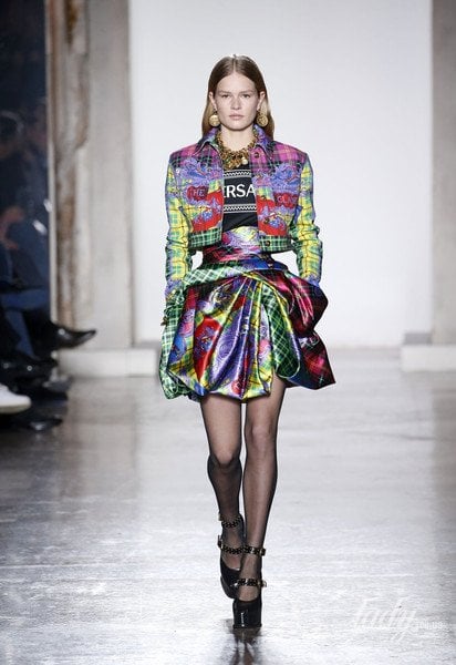 Колекція Versace прет-а-порте сезону осінь-зима 2018-2019 / © East News