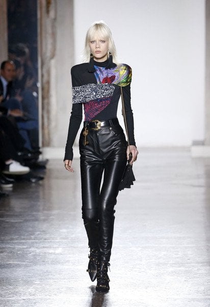 Колекція Versace прет-а-порте сезону осінь-зима 2018-2019 / © East News