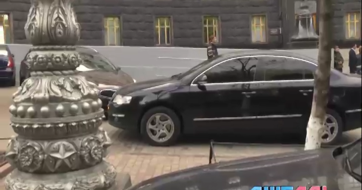 Thumbnail for "02_min"