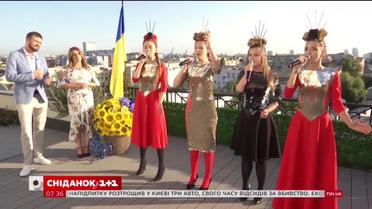 Відомі гурти виконали гімн України в різних жанрах