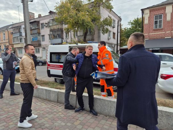 Депутат Полтавского горсовета Евгений Дикань потерял сознание во время следственных действий/Фото: издание "Полтавщина"